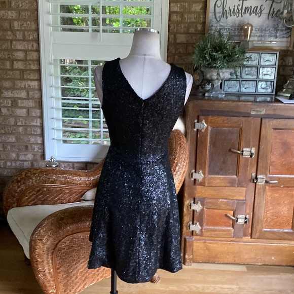 DRESS THE POPULATION BLACK SEQUIN MINI DRESS MEDIUM MADE IN USA - Picture 4 of 9